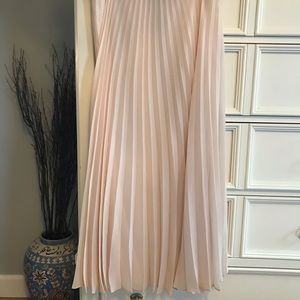 Alice + Olivia pleated skirt